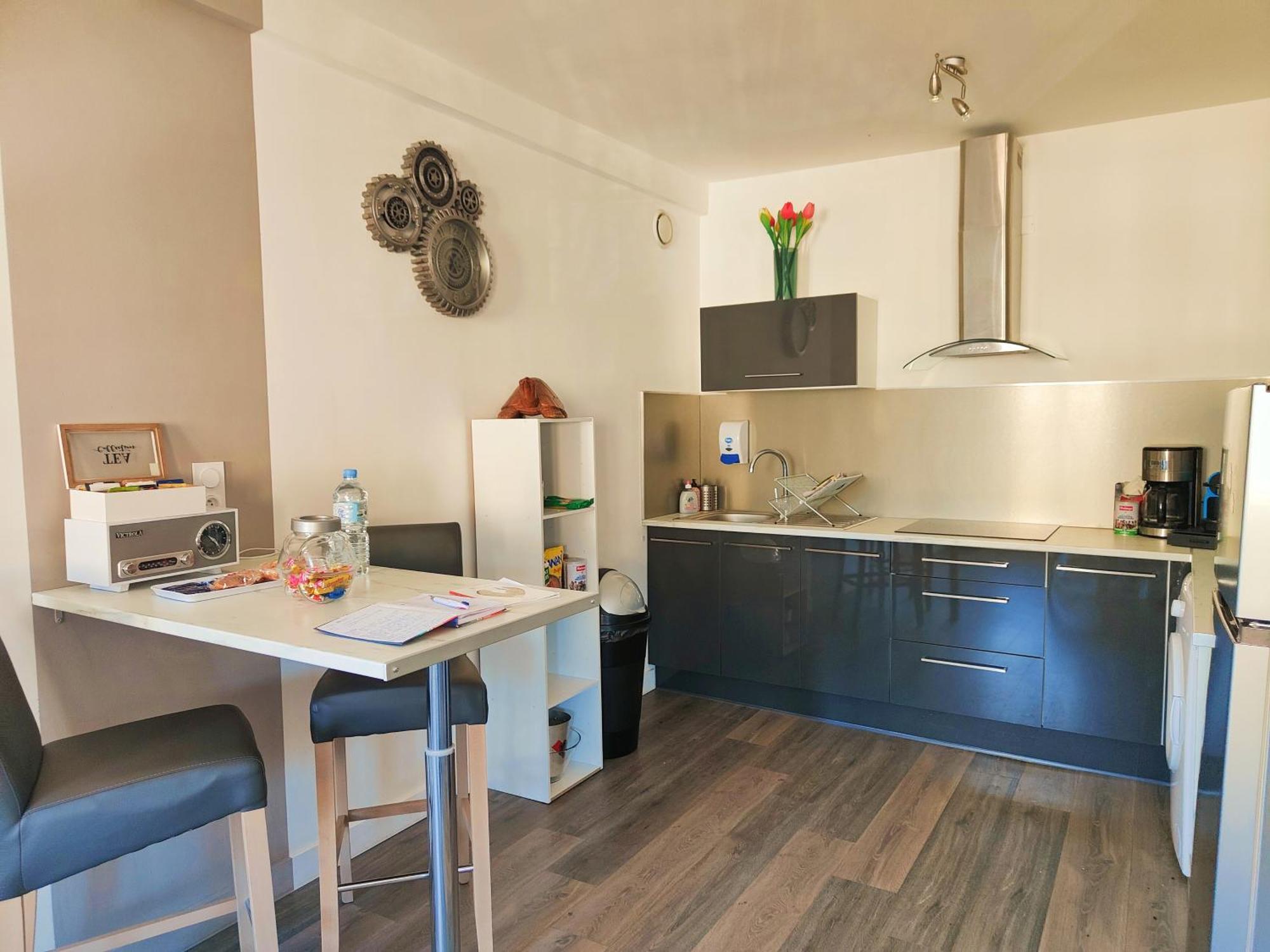 Les Appartements Du Marche Динан Стая снимка